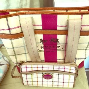 Coach purse and wallet
